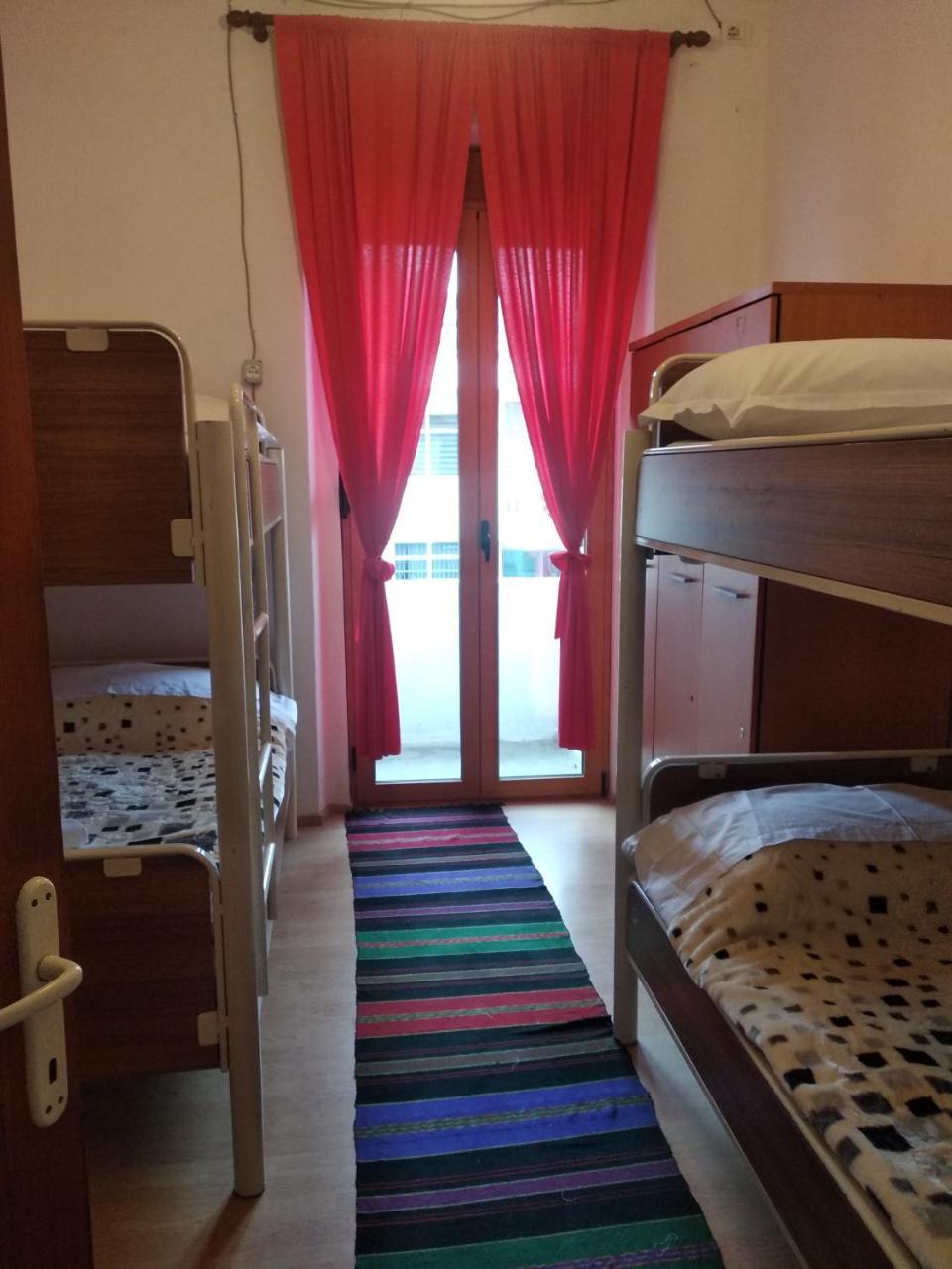 My Hostel In Berat Bagian luar foto